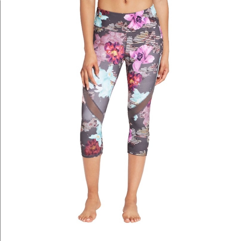 CALIA by Carrie Underwood Capris